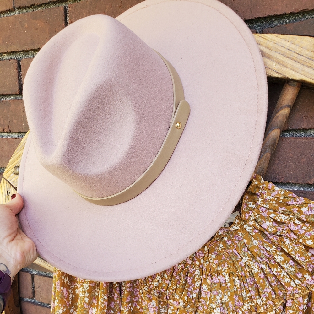 3BN dusty pink wide brimmed hay o/s